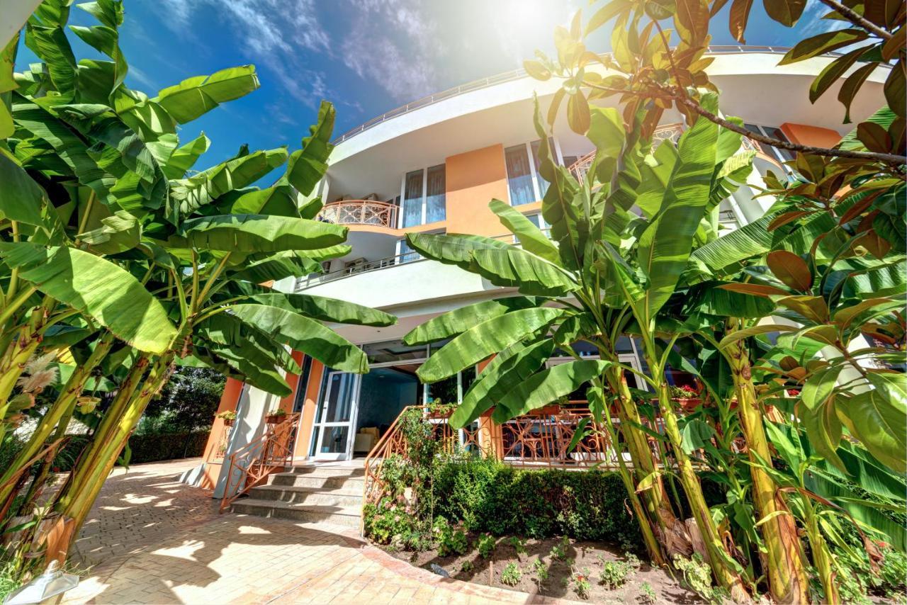 Copacabana Hotel Равда Экстерьер фото